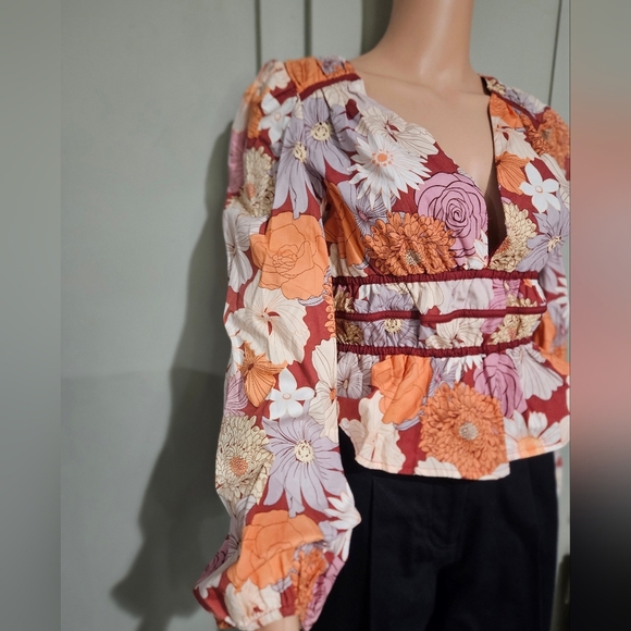 LISTICLE Floral V-Neck Blouse | Smocked Waist Romantic Boho Top.Size S (NWT) - Picture 11 of 16